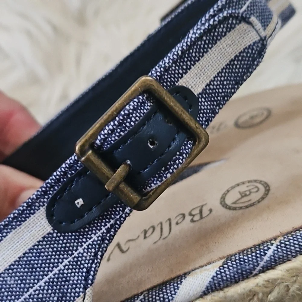 Bella Vita Navy Striped Espadrille Sandals NIB